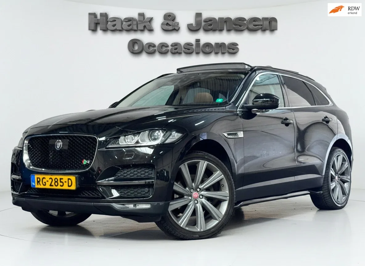 Jaguar F-Pace (2017) — foto 1