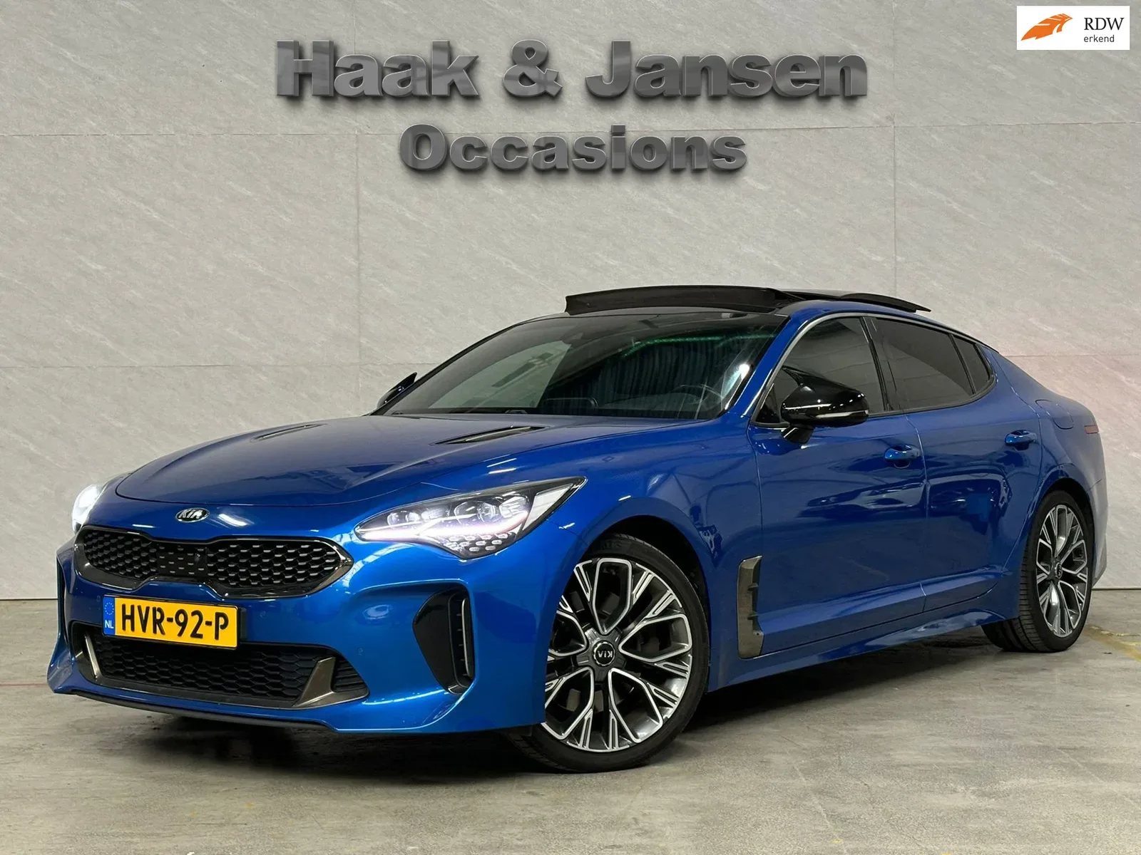 Kia Stinger (2017) — foto 1