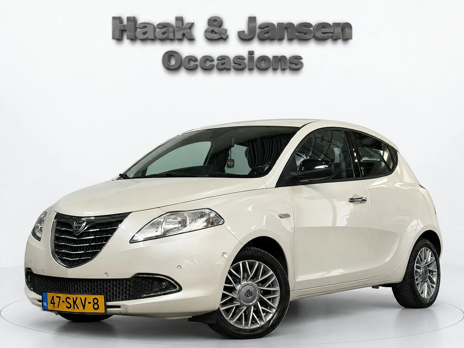 Lancia Ypsilon (2011) — foto 1