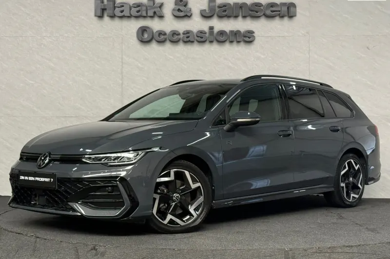 Volkswagen Golf (2025)