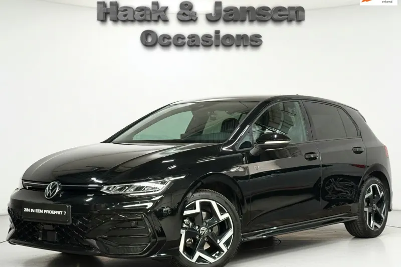Volkswagen Golf (2025)