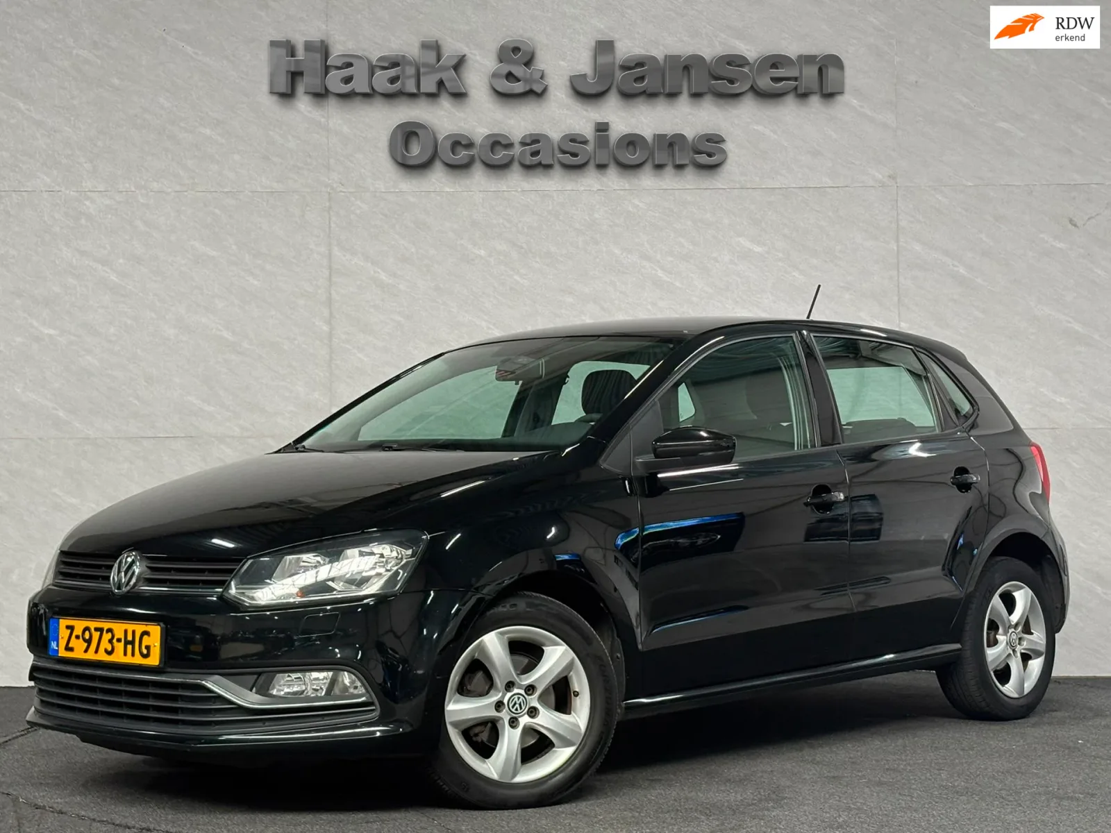 Volkswagen Polo (2015) — foto 1