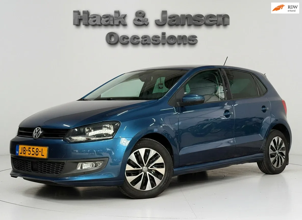Volkswagen Polo (2016) — foto 1