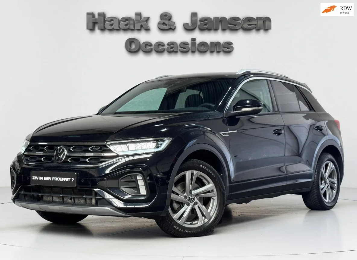 Volkswagen T-Roc (2025) — foto 1