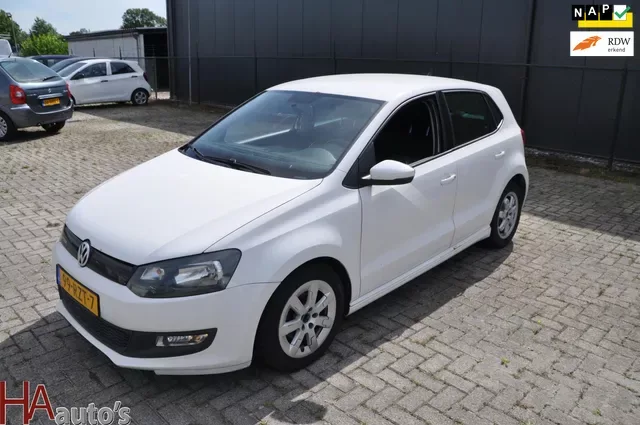 Volkswagen Polo (2011) — foto 1