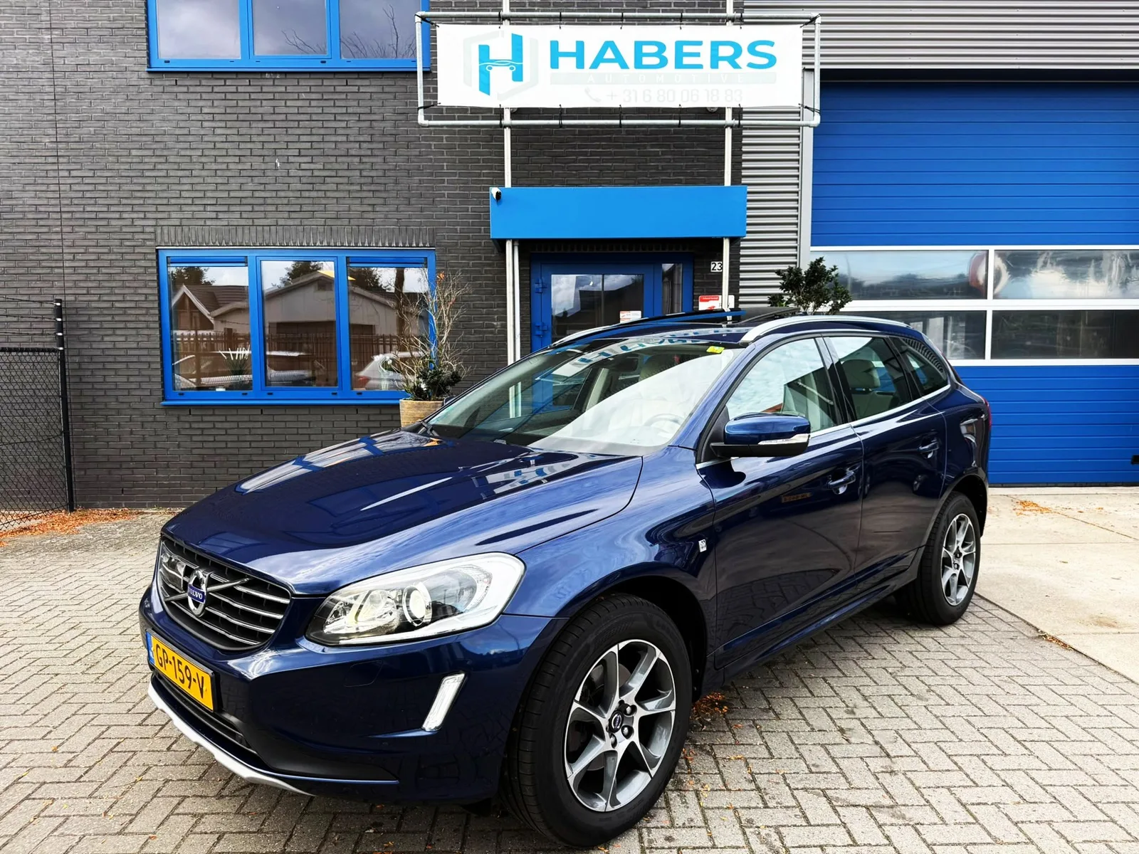 Volvo XC60 (2015) — foto 1