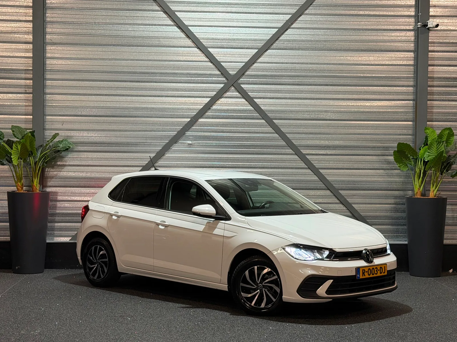 Volkswagen Polo (2022) — foto 1