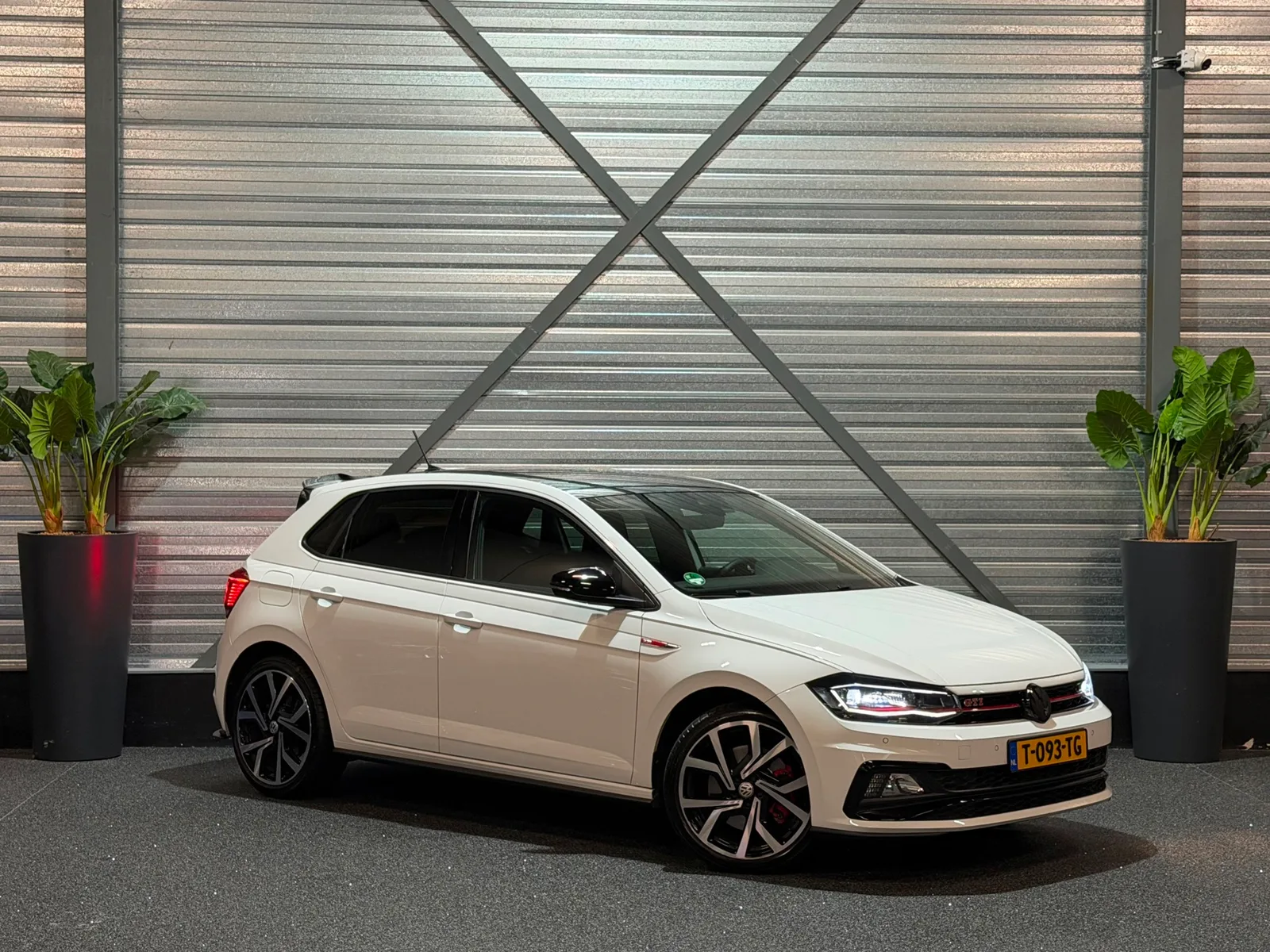 Volkswagen Polo (2020) — foto 1