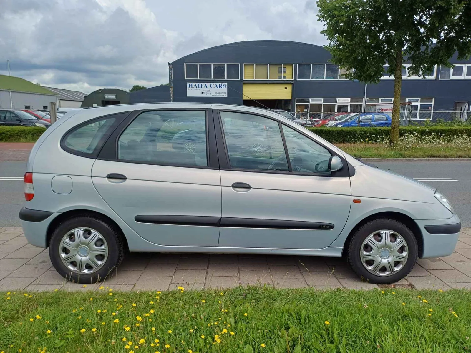Renault Scénic (2002) — foto 1