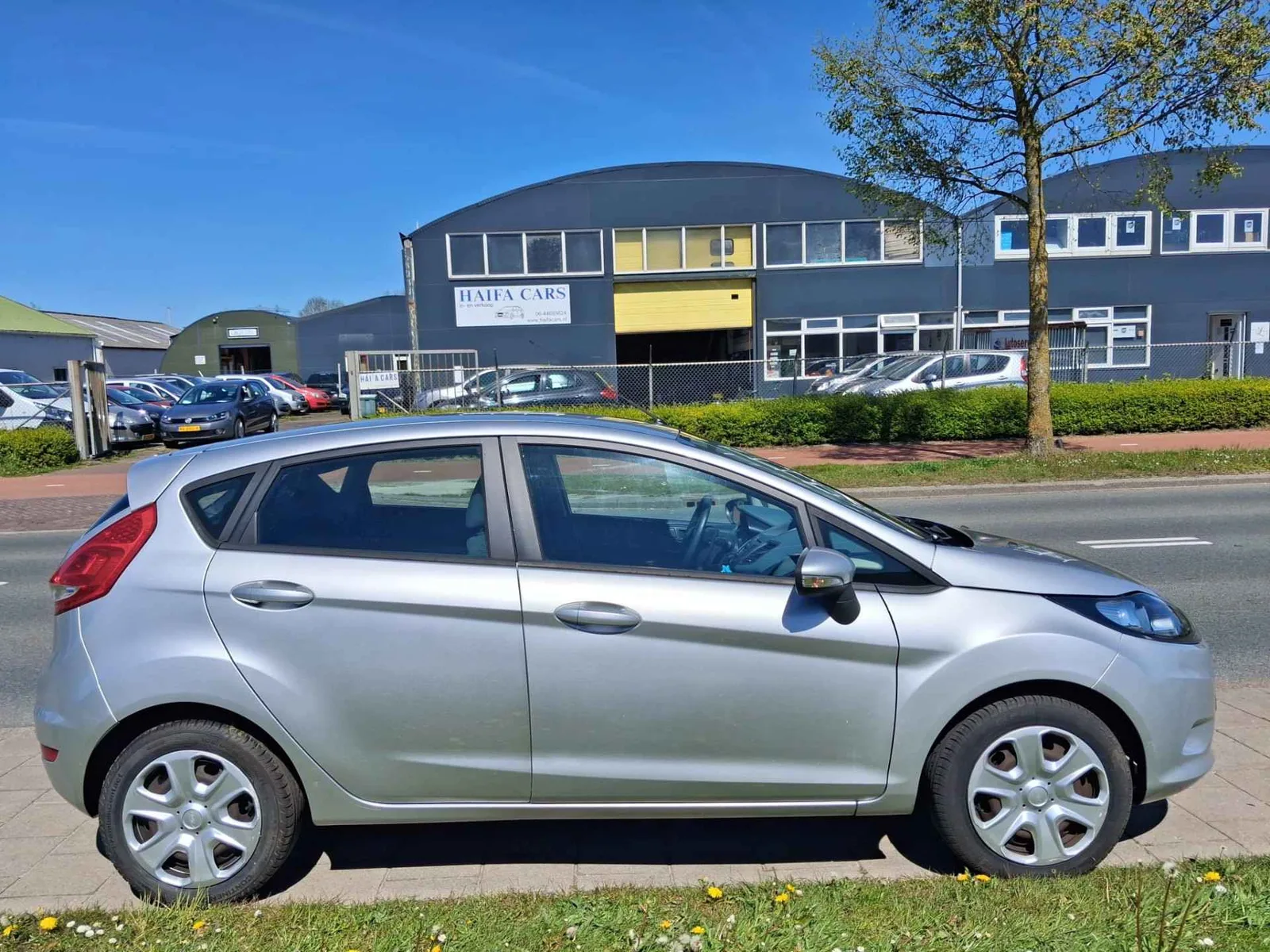 Ford Fiesta (2011) — foto 1