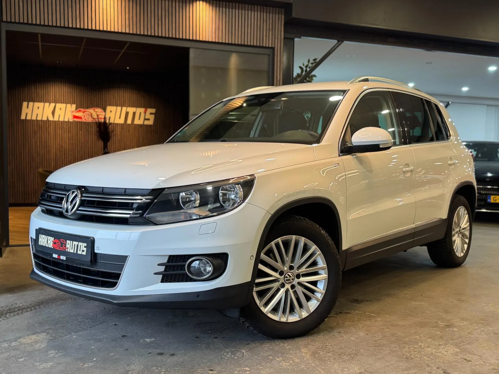 Volkswagen Tiguan (2014) — foto 1