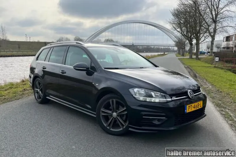 Volkswagen Golf (2017)