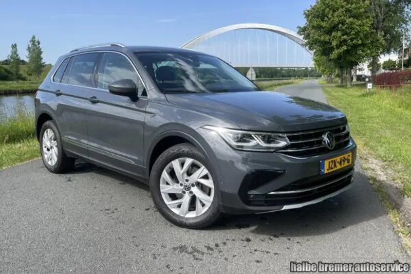 Volkswagen Tiguan (2021)