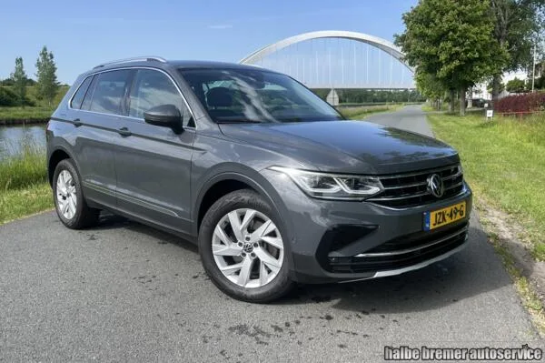 Volkswagen Tiguan (2021) — foto 1