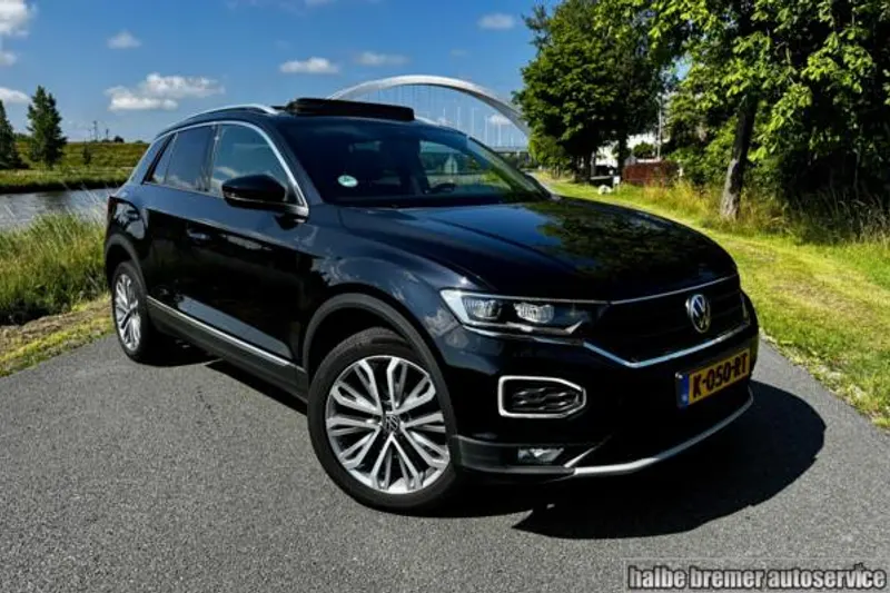 Volkswagen T-Roc (2021)