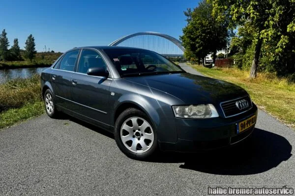 Audi A4 (2005) — foto 1