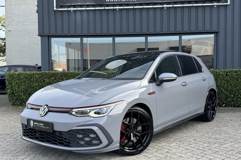 Volkswagen Golf (2020)