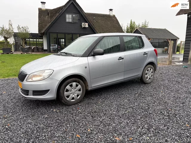 Škoda Fabia (2010) — foto 1