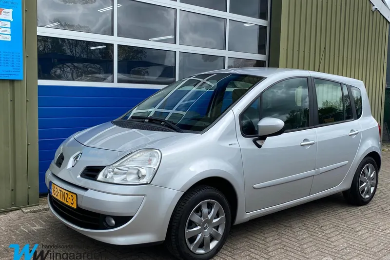 Renault Grand Modus (2012)