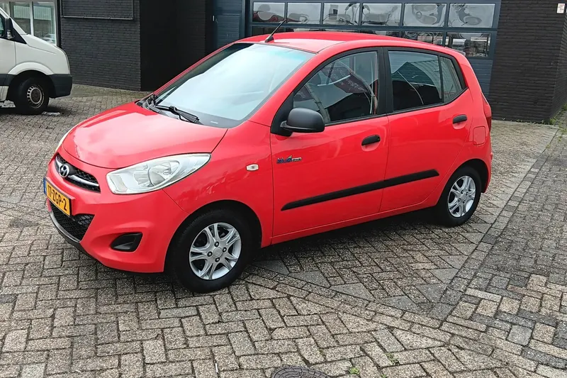 Hyundai i10 (2013)