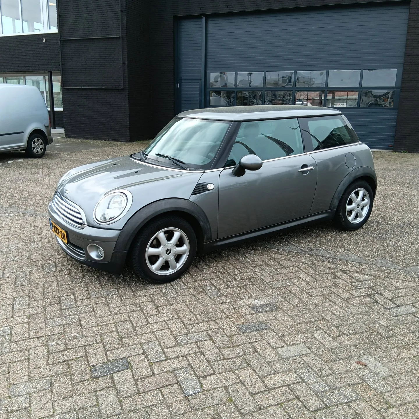 MINI One (2009) — foto 1