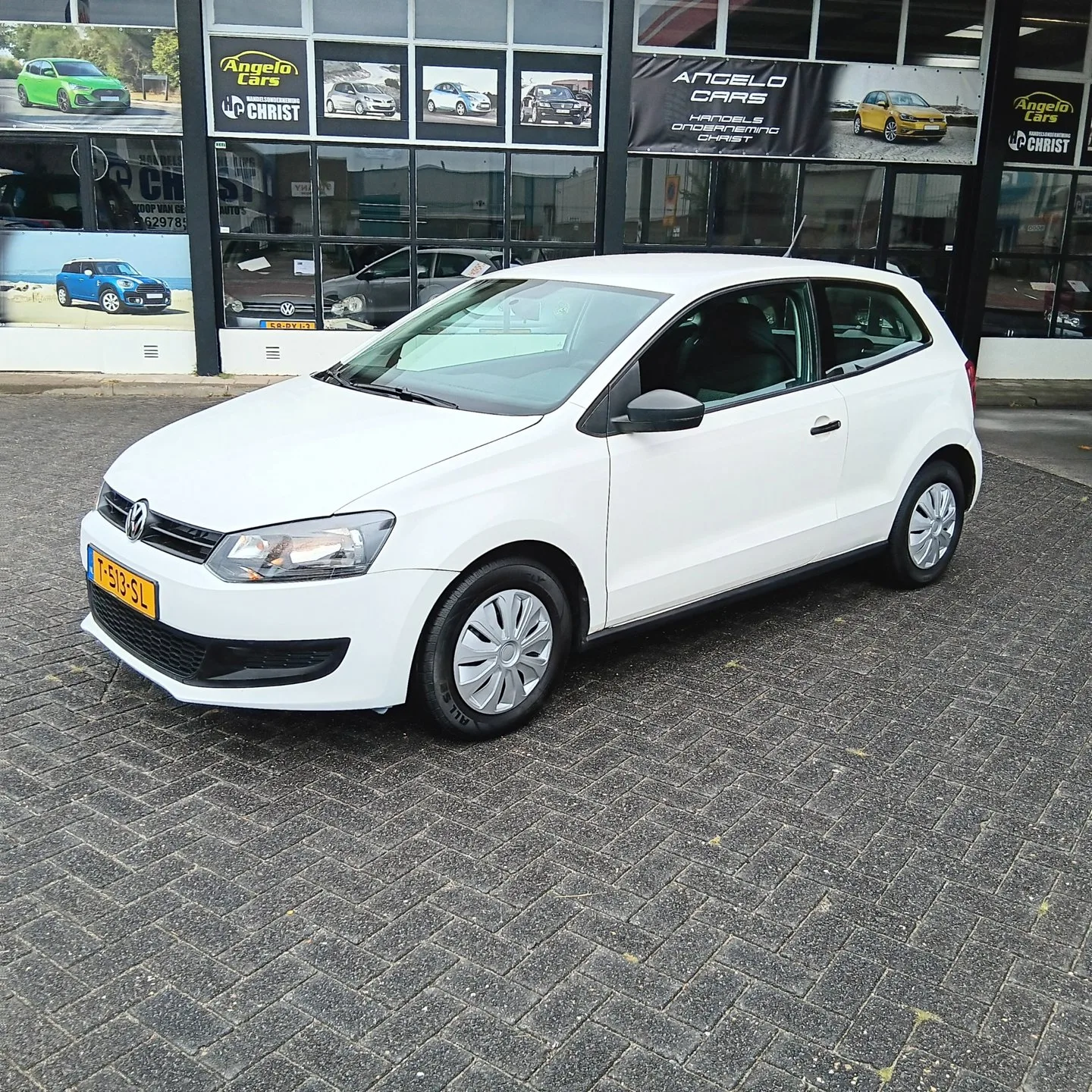 Volkswagen Polo (2013) — foto 1