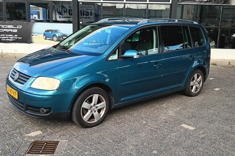 Volkswagen Touran (2005)