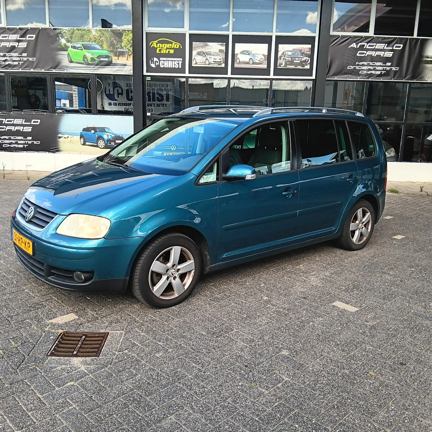 Volkswagen Touran (2005) — foto 1