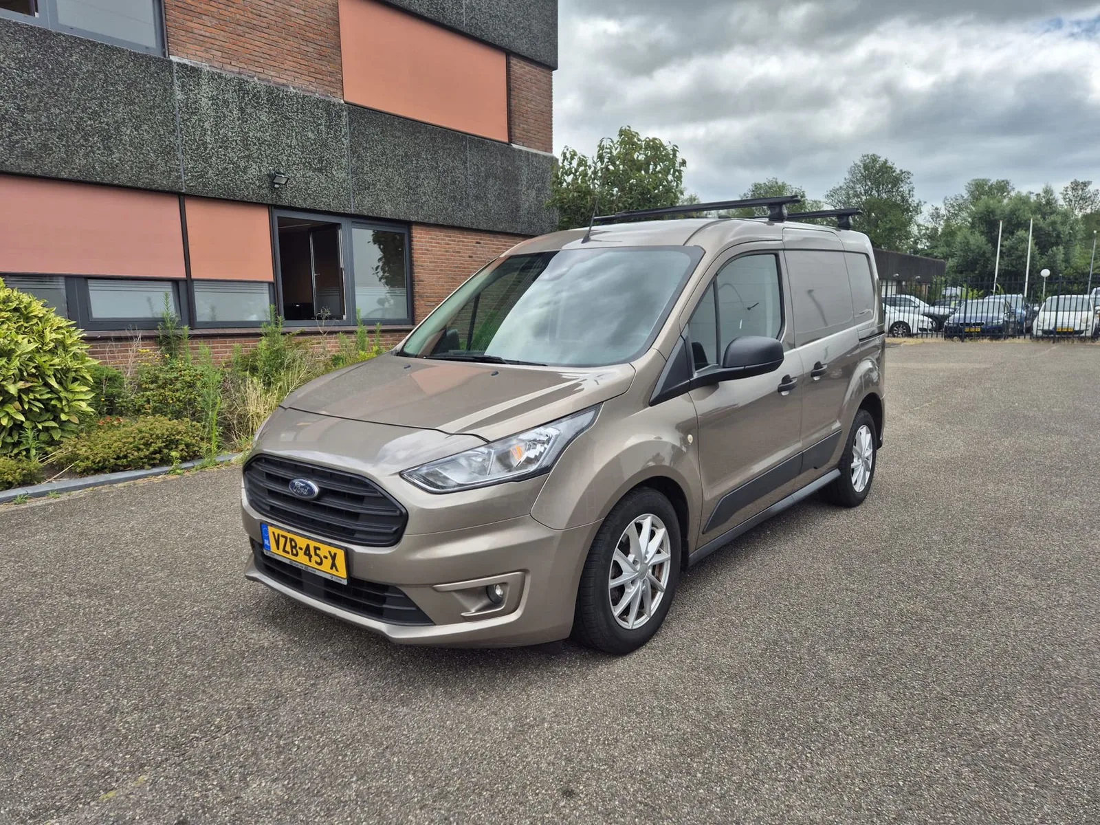 Ford Transit Connect (2019) — foto 1