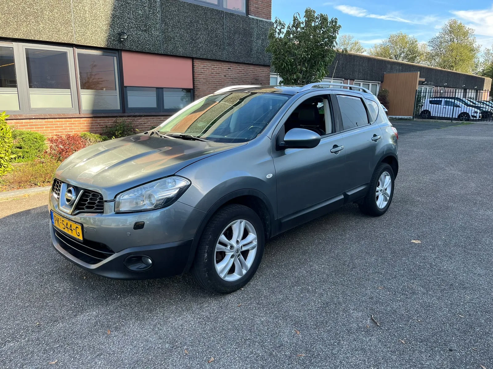 Nissan Qashqai (2011) — foto 1