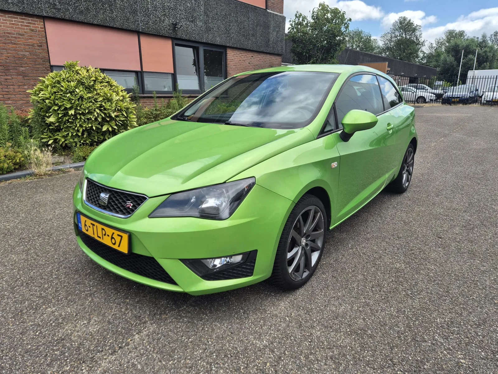 SEAT Ibiza (2014) — foto 1