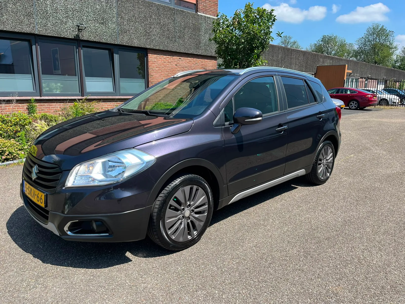 Suzuki SX4 S-Cross (2013) — foto 1