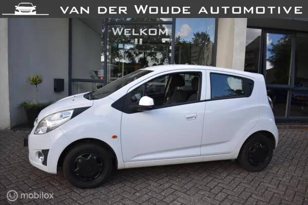 Chevrolet Spark (2010) — foto 1