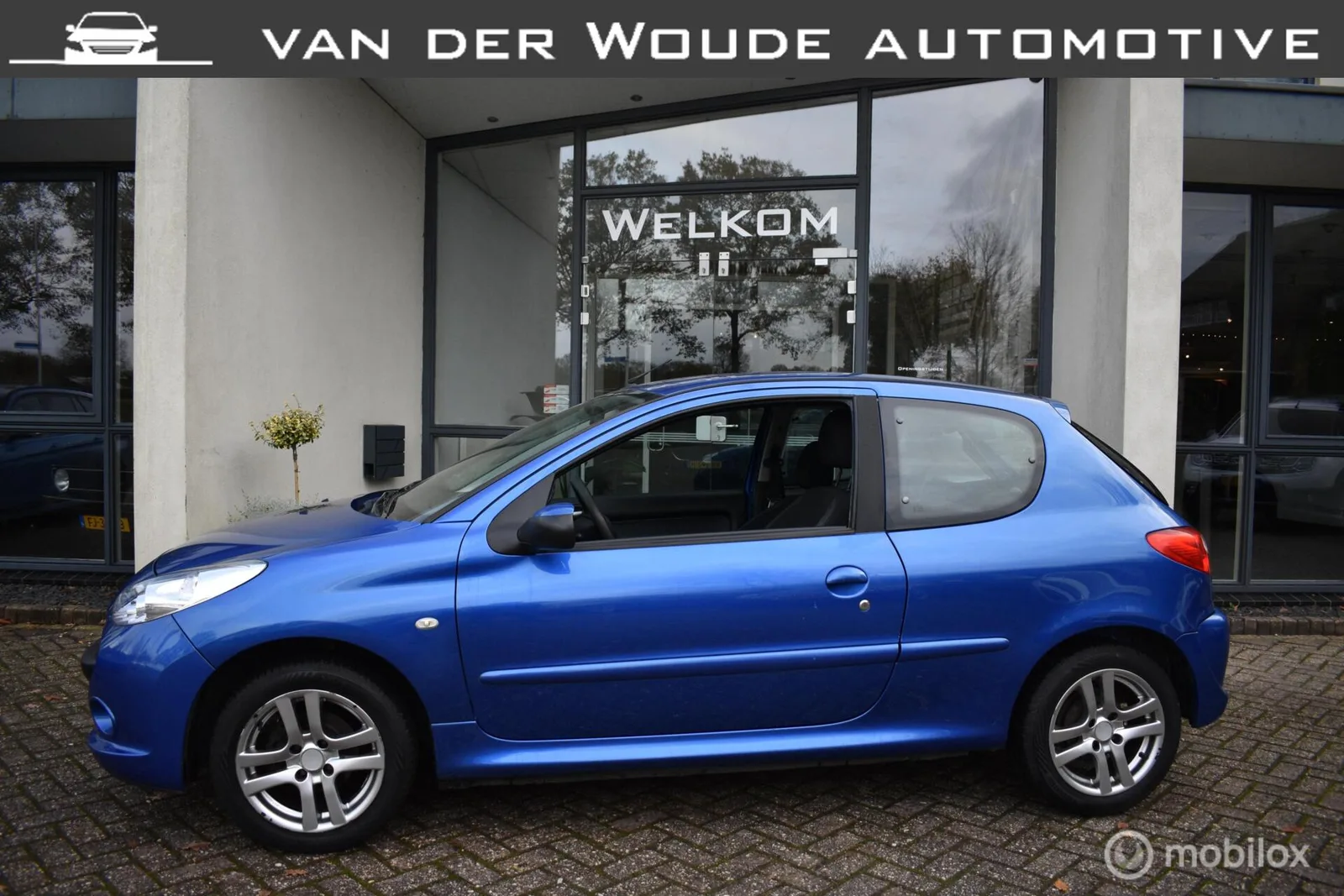 Peugeot 206 (2010) — foto 1