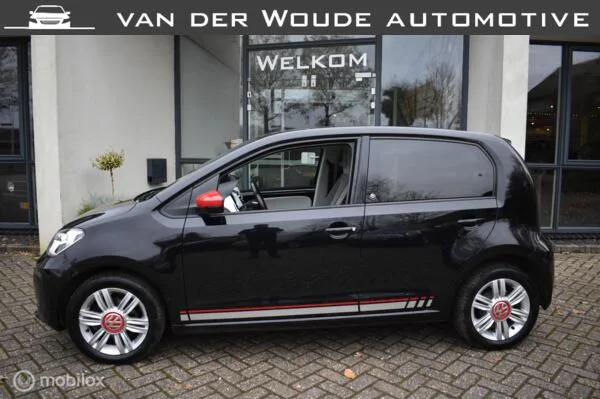 Volkswagen Up! (2019) — foto 1