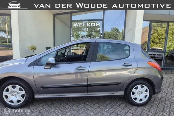 Peugeot 308 (2012) — foto 1