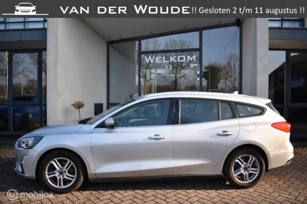 Ford Focus (2022) — foto 1
