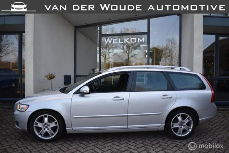 Volvo V50 (2009)