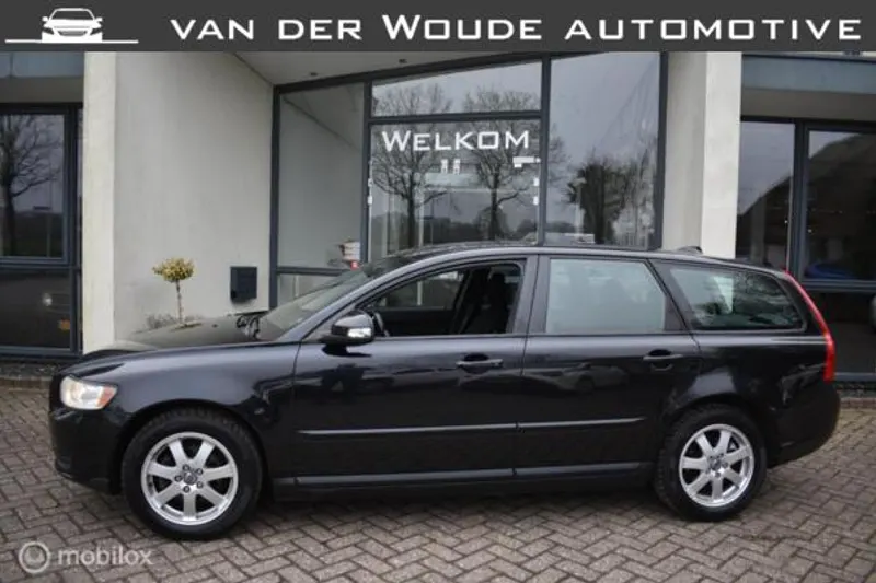 Volvo V50 (2010)