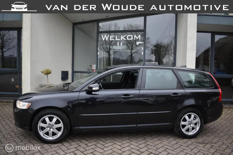 Volvo V50 (2010)