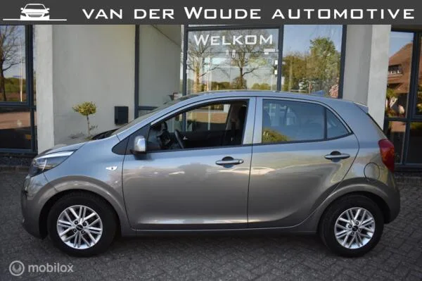 Kia Picanto (2023) — foto 1