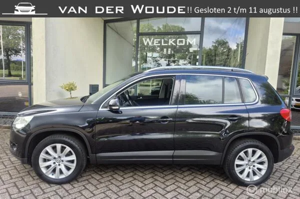 Volkswagen Tiguan (2009) — foto 1