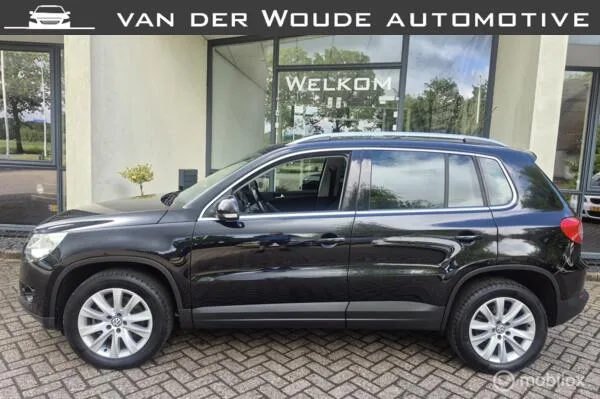 Volkswagen Tiguan (2009) — foto 1