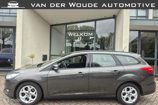 Ford Focus (2018) — foto 1
