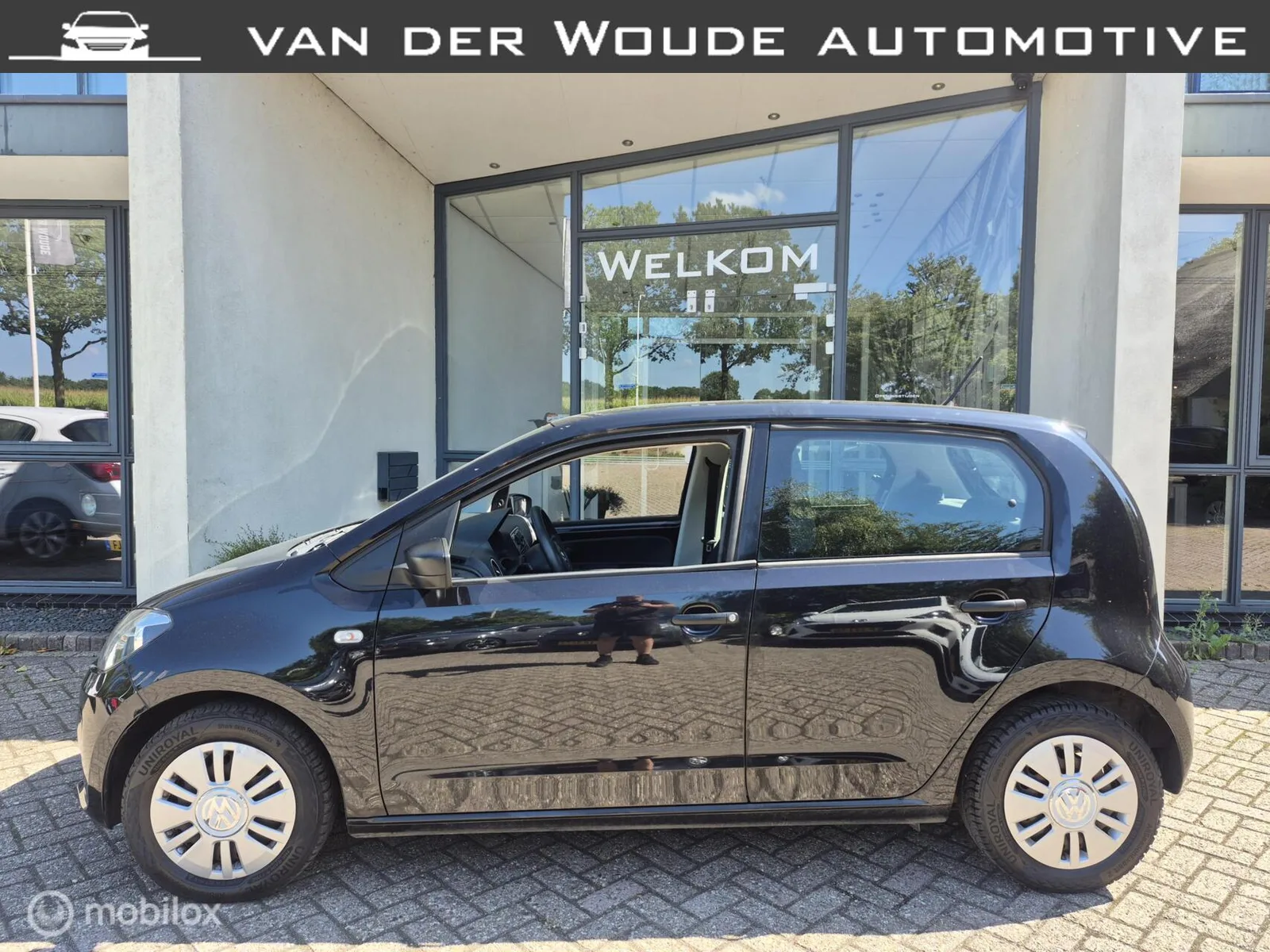 Volkswagen Up! (2014) — foto 1