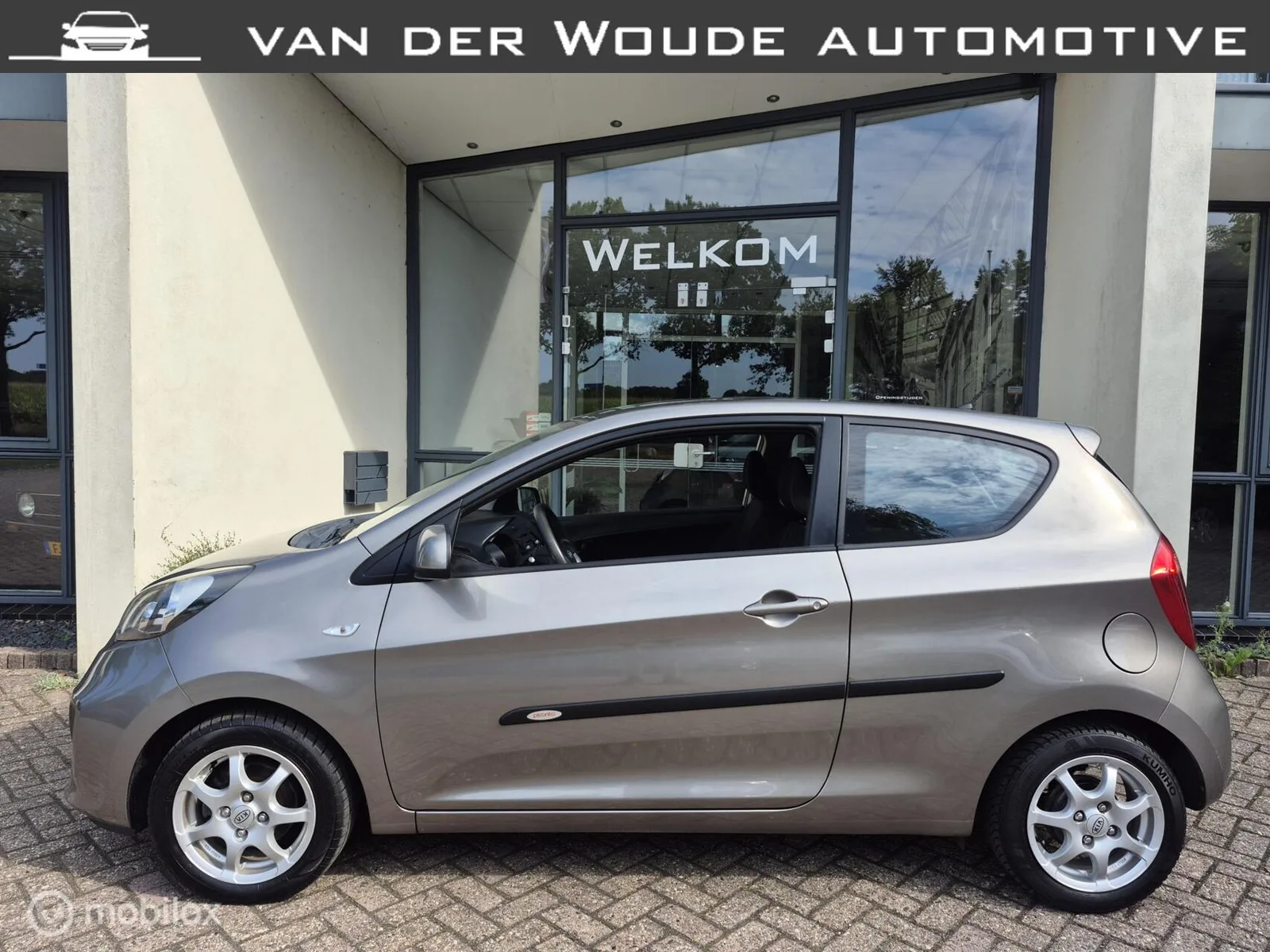 Kia Picanto (2012) — foto 1