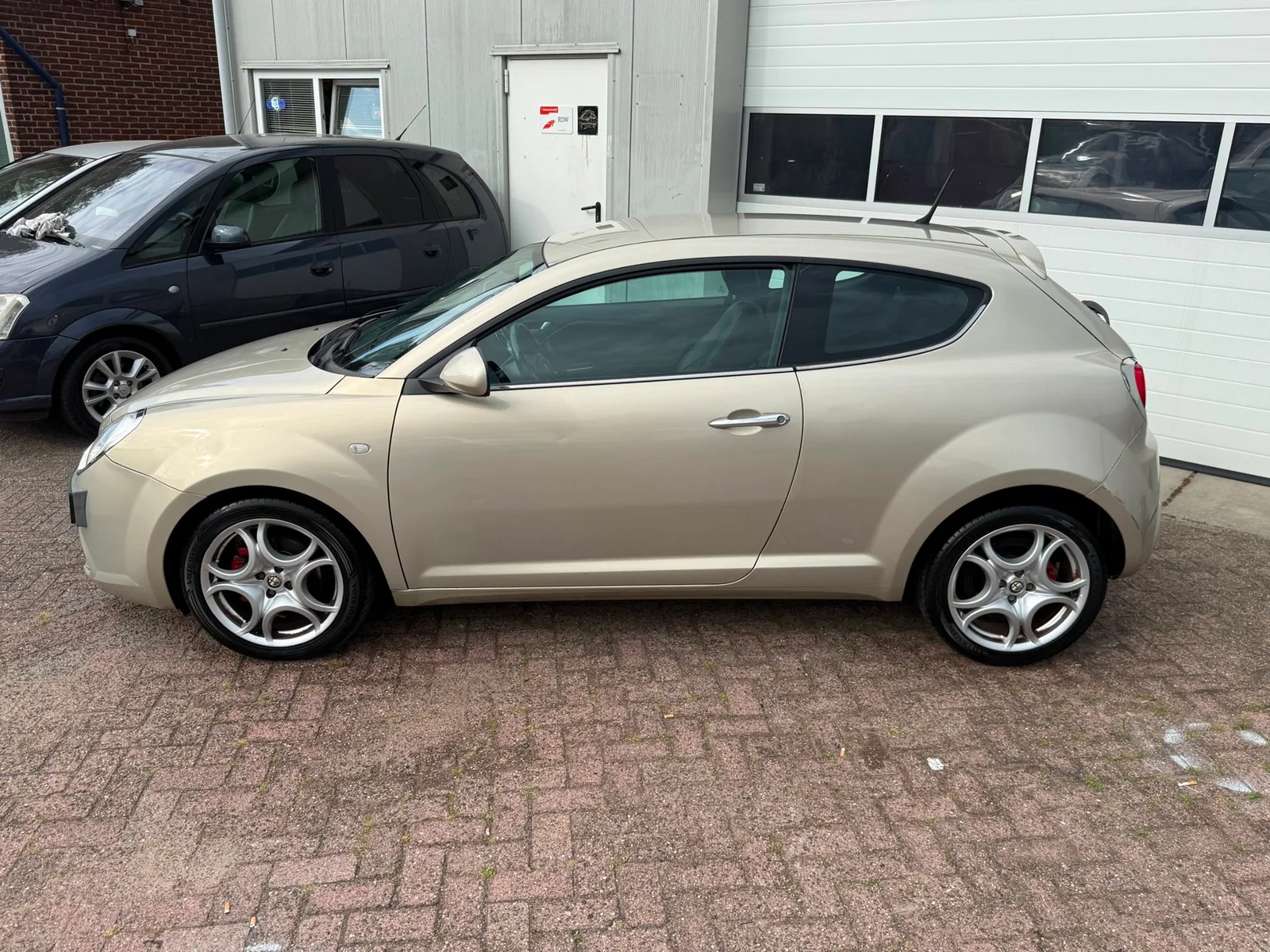 Alfa Romeo Mito (2012) — foto 1