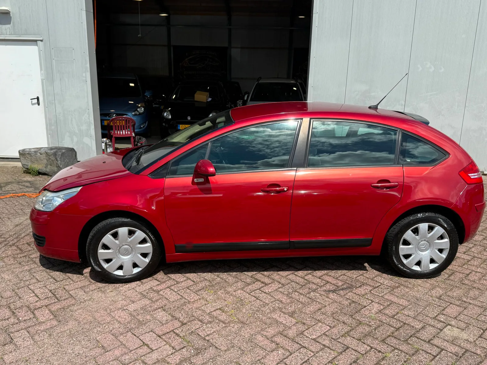 Citroën C4 (2006) — foto 1