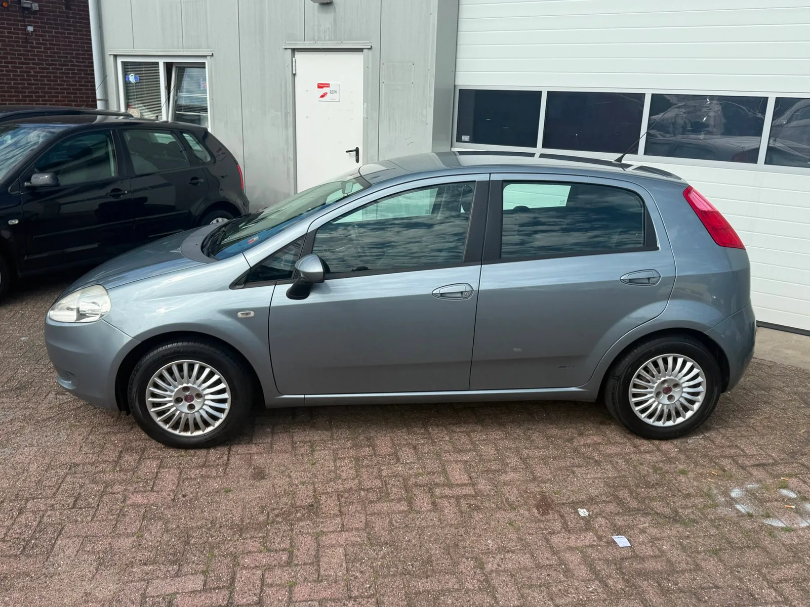 Fiat Grande Punto (2008) — foto 1