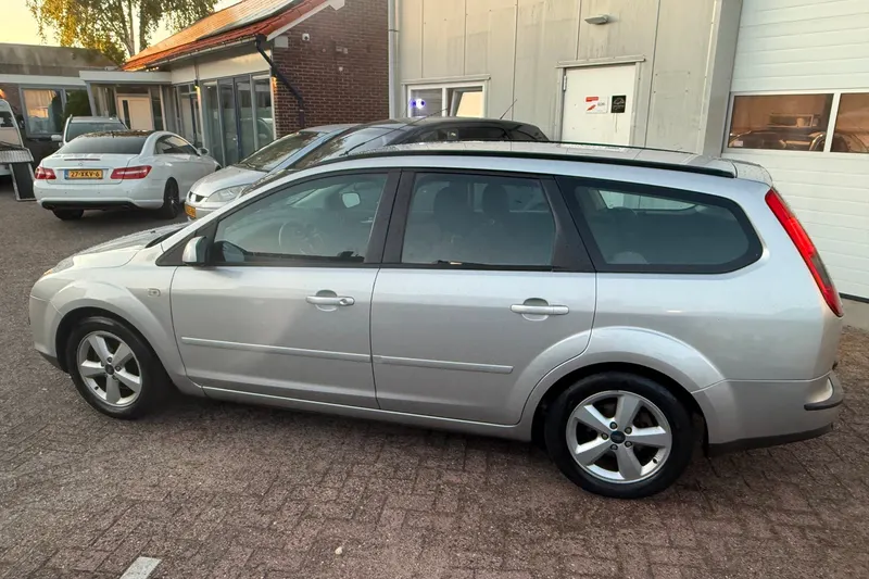 Ford Focus (2007)